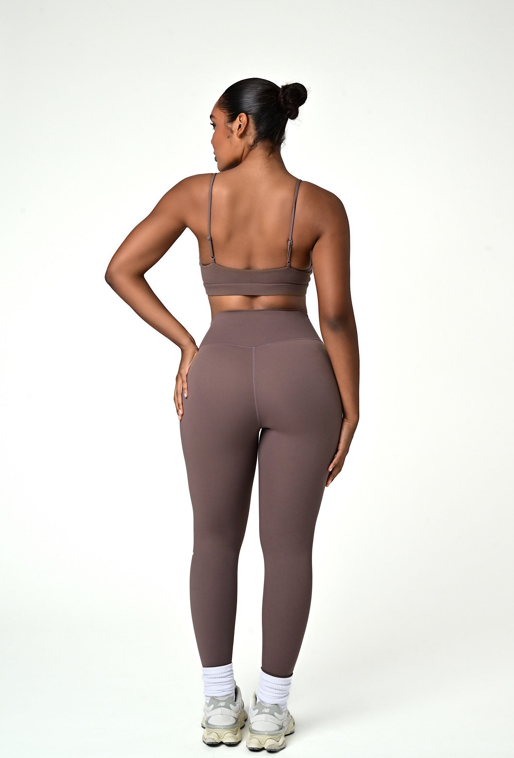 Essential Legging - Soft Cocoa