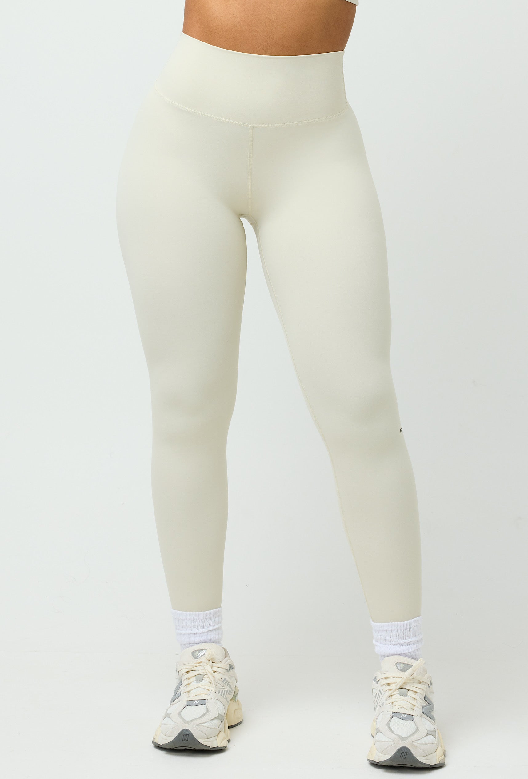 Essential Legging - Vanilla