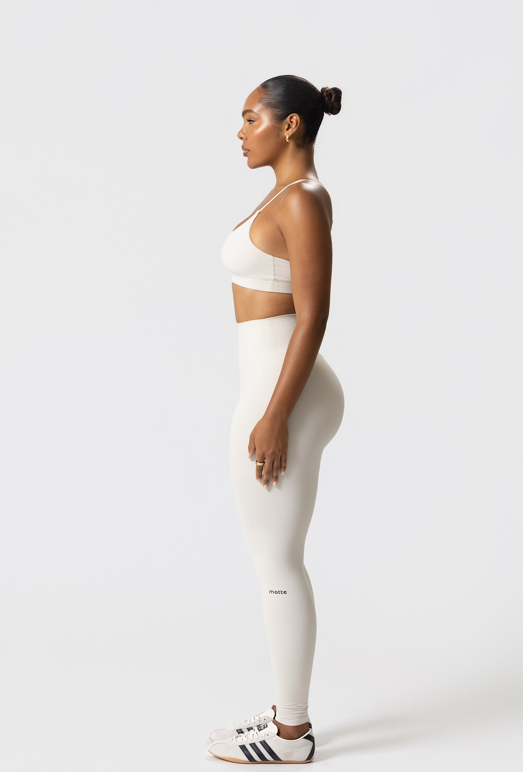 Essential Legging - Iced Vanilla