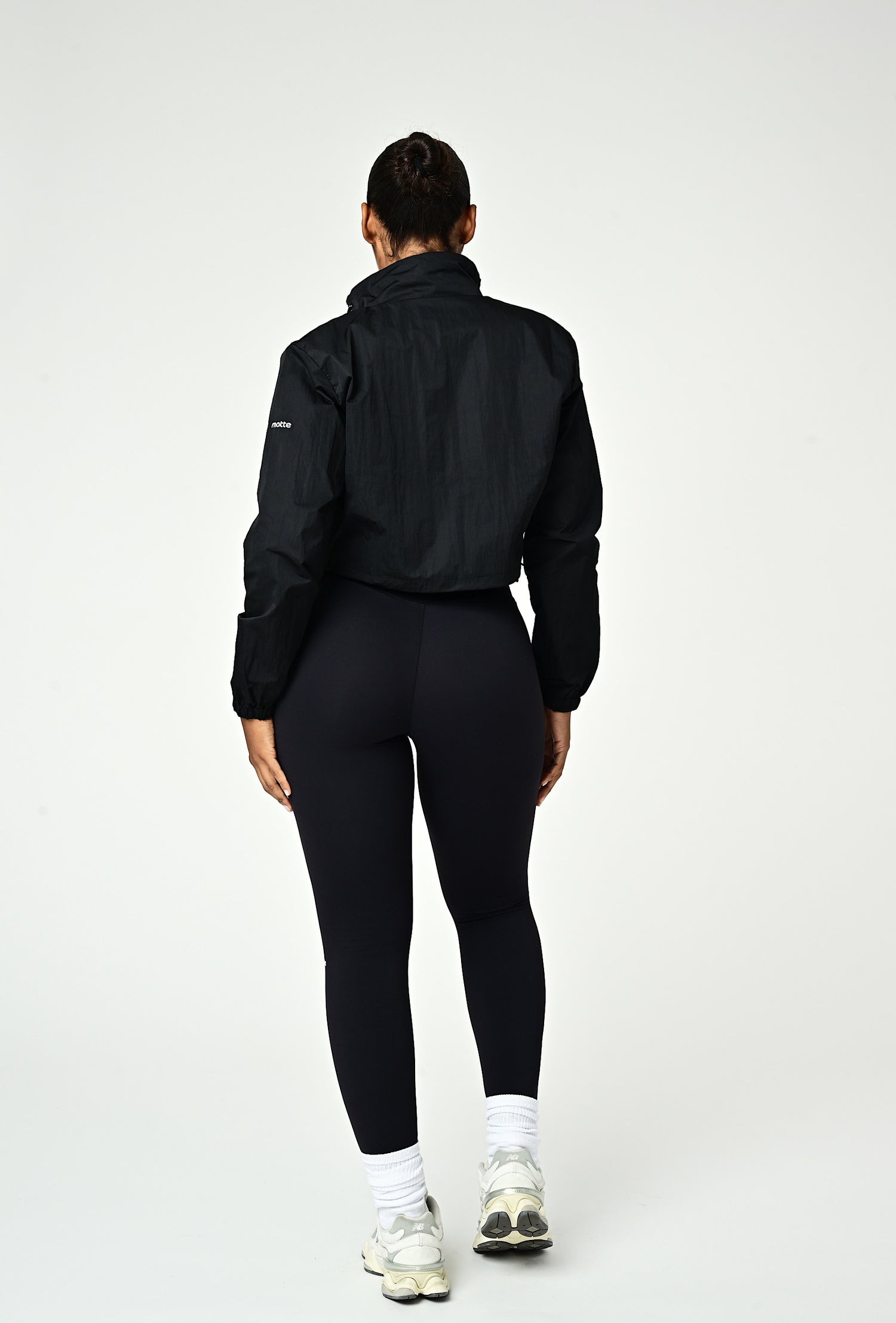 Tempo Cropped Windbreaker - Black