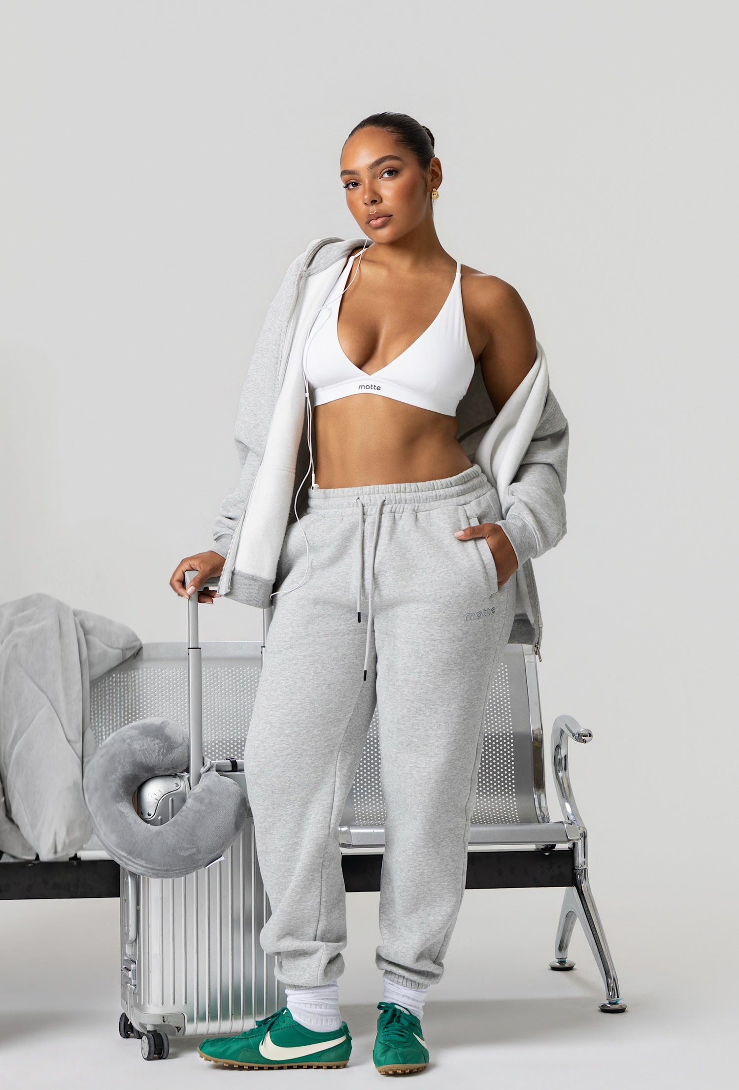 Staple Jogger - Heather Gray