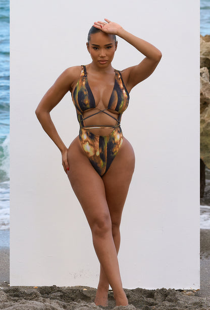 Michail One Piece - Solara Romance