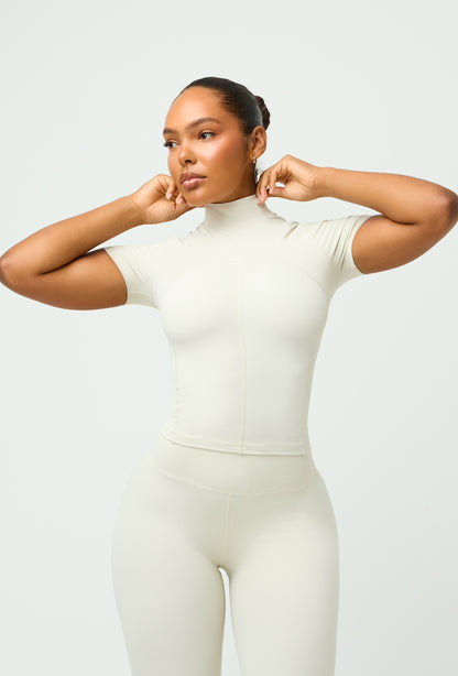 Contour Mock Neck - Vanilla