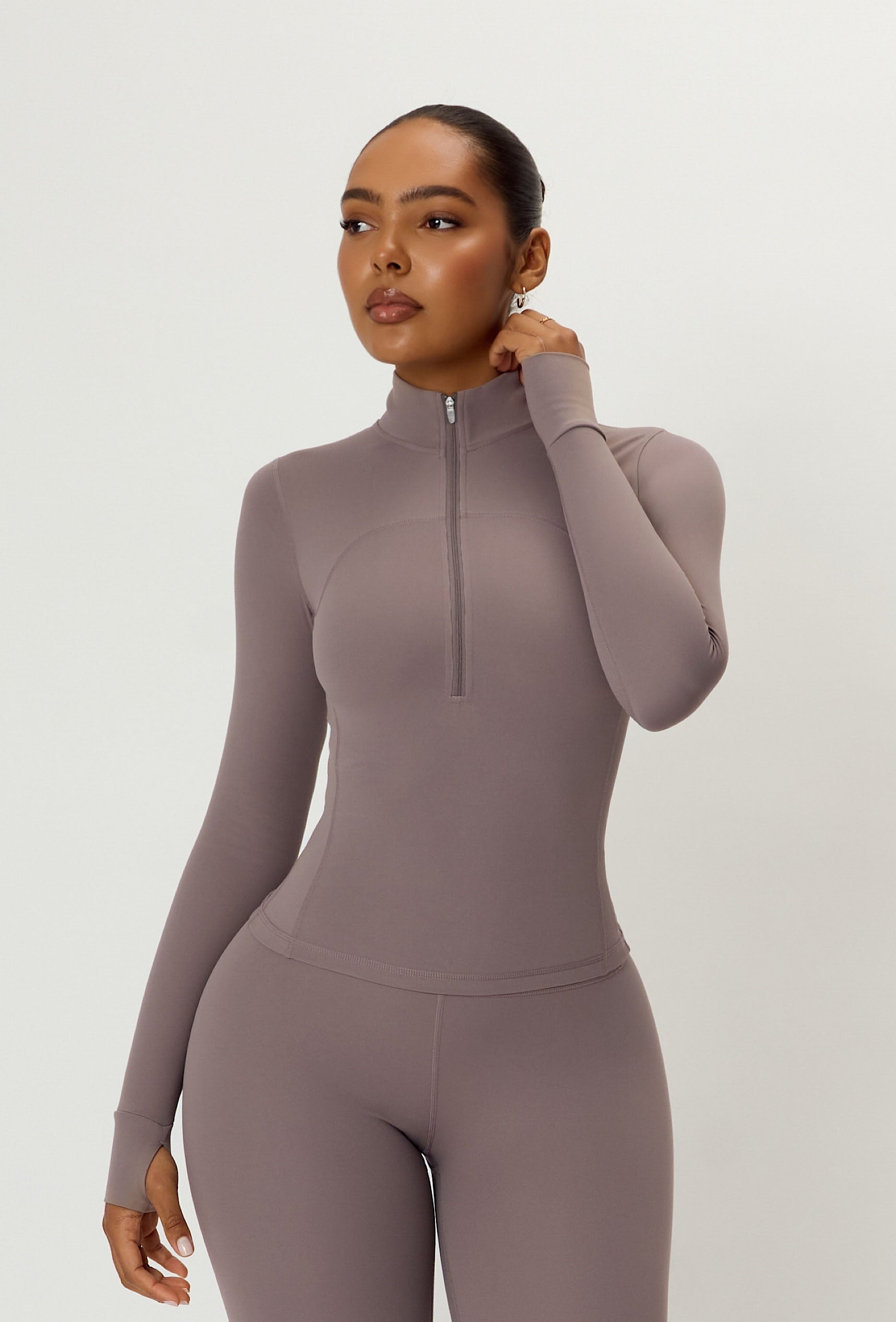 Contour Half Zip - Taupe